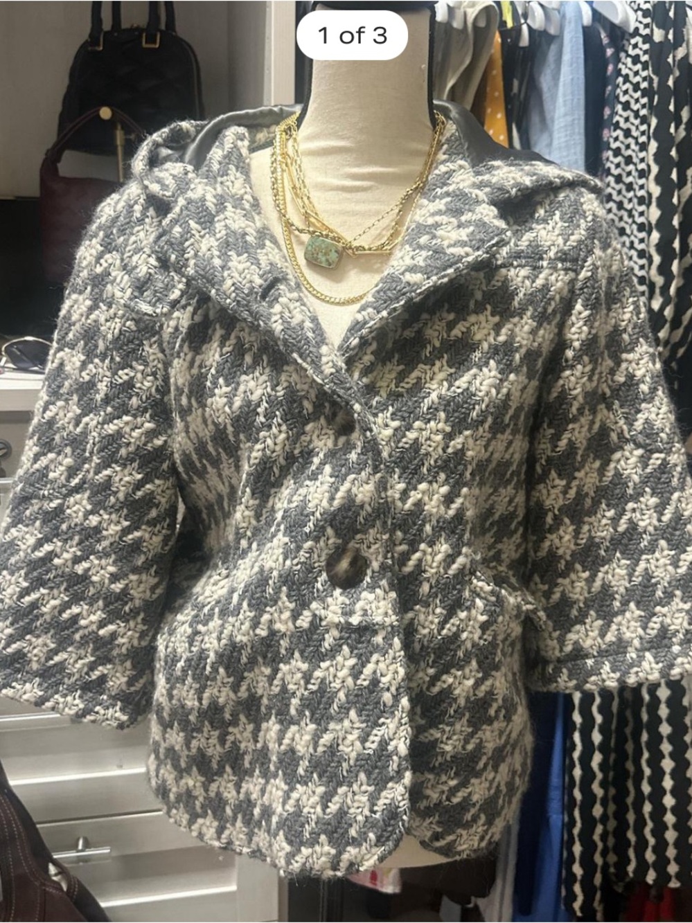 Anthropologie Elevenses gray houndstooth hooded cropped swing jacket.